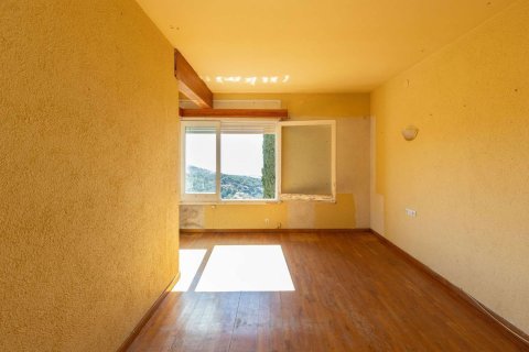 House for sale in Barcelona, Spain 10 bedrooms, 581 sq.m. No. 177832 - photo 29