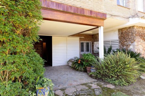 House for sale in Barcelona, Spain 10 bedrooms, 581 sq.m. No. 177832 - photo 15