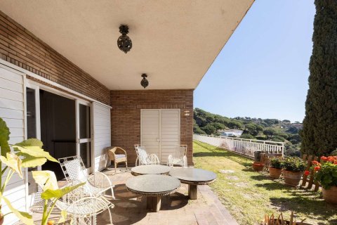 House for sale in Barcelona, Spain 10 bedrooms, 581 sq.m. No. 177832 - photo 13