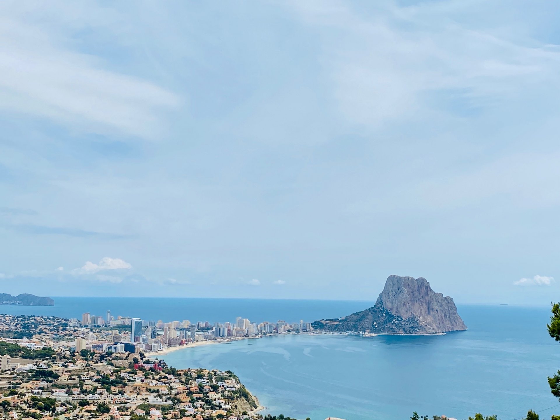Villa in Calpe, Alicante, Spain 4 bedrooms, 440 sq.m. No. 80540
