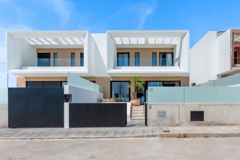 Huoneisto myytävänä Dolores, Alicante, Espanja, 3 makuuhuonetta, 145 m2 No. 136684 - kuva 13