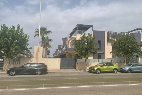 Apartment for sale in Torre de la Horadada, Alicante, Spain 2 bedrooms,  No. 194913 - photo 4