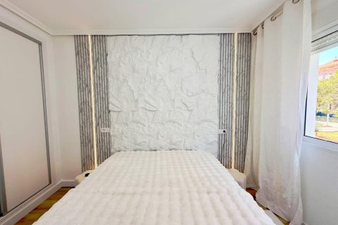 Appartamento in vendita a Torrevieja, Alicante, Spagna 2 camere da letto, 67 mq. N° 194917 - foto 21