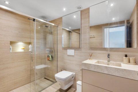 Apartment for sale in Torrevieja, Alicante, Spain 3 bedrooms, 73 sq.m. No. 194912 - photo 16