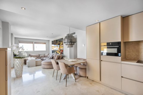 Apartment for sale in Torrevieja, Alicante, Spain 3 bedrooms, 73 sq.m. No. 194912 - photo 2