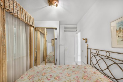 Apartment for sale in Guardamar del Segura, Alicante, Spain 2 bedrooms, 112 sq.m. No. 194911 - photo 19