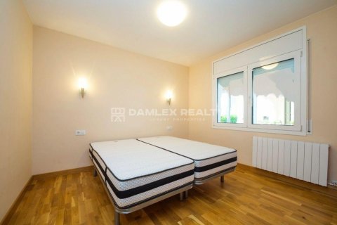 Dom w Platja D'aro, Girona, Hiszpania 5 sypialni, 236 mkw. nr 176953 – zdjęcie 11