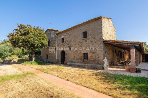 Dom w Girona, Hiszpania 7 sypialni, 983 mkw. nr 176951 – zdjęcie 3