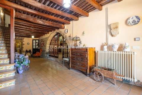 Dom w Girona, Hiszpania 7 sypialni, 983 mkw. nr 176951 – zdjęcie 16