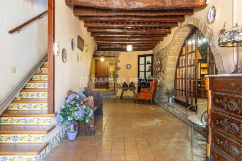 Dom w Girona, Hiszpania 7 sypialni, 983 mkw. nr 176951 – zdjęcie 15