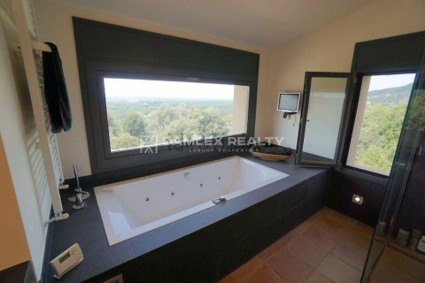 Dom w Santa Cristina d'Aro, Girona, Hiszpania 5 sypialni, 316 mkw. nr 176950 – zdjęcie 10