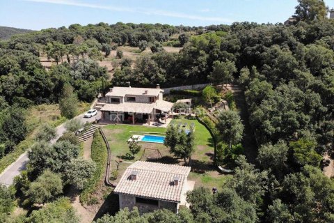 Dom w Santa Cristina d'Aro, Girona, Hiszpania 5 sypialni, 316 mkw. nr 176950 – zdjęcie 6
