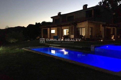 Dom w Santa Cristina d'Aro, Girona, Hiszpania 5 sypialni, 316 mkw. nr 176950 – zdjęcie 4