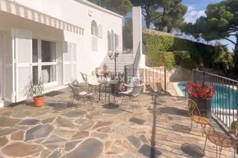 Dom w Platja D'aro, Girona, Hiszpania 6 sypialni, 421 mkw. nr 176954 – zdjęcie 9
