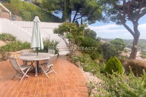 Dom w Platja D'aro, Girona, Hiszpania 6 sypialni, 421 mkw. nr 176954 – zdjęcie 28