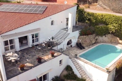 Dom w Platja D'aro, Girona, Hiszpania 6 sypialni, 421 mkw. nr 176954 – zdjęcie 29