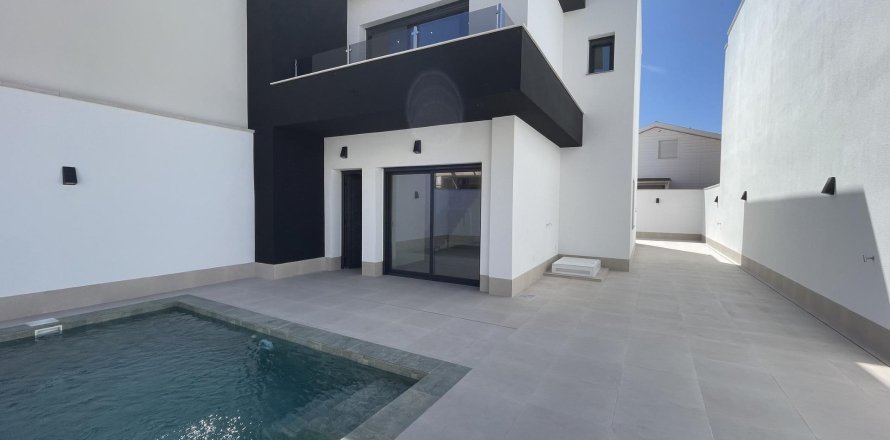 Villa en Almoradí, Alicante, España 3 dormitorios, 134 m2 No. 170603