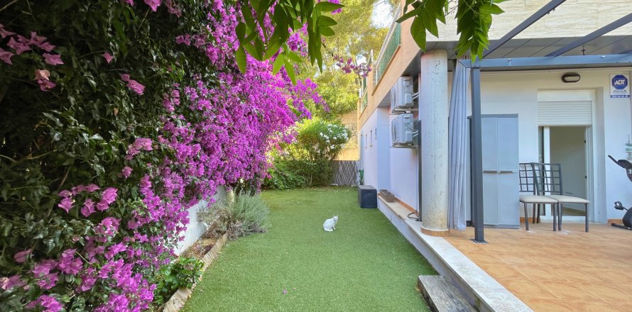 Apartamento en Palma de Mallorca, Mallorca, España 2 dormitorios, 90 m2 No. 173498
