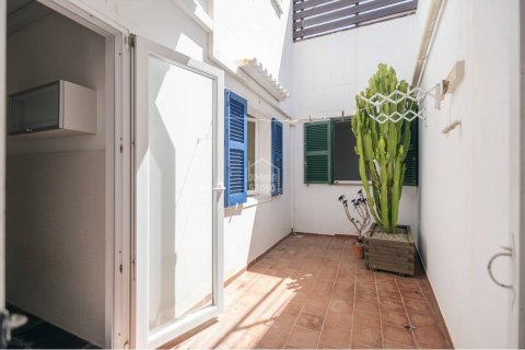 Radhus till salu i Mahon, Menorca, Spanien 3 sovrum, 121 kvm. Nr. 173493 - foto 13