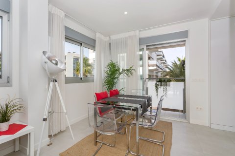 Apartment for sale Villamartin, Alicante, Spain 3 bedrooms, 90 sq.m. No. 135614 - photo 9