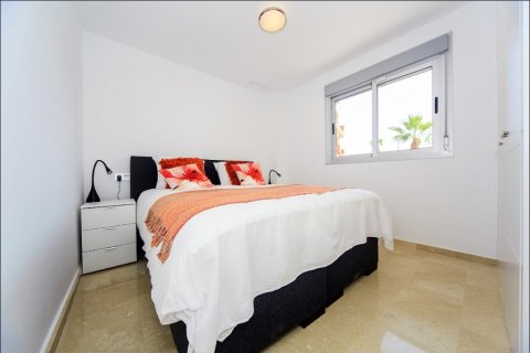 Apartment à vendre à Alicante, Espagne, 2 chambres, 65 m2 No. 145440 - photo 11