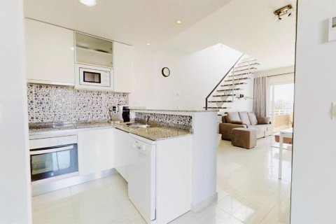 Huoneisto myytävänä Punta Prima, Alicante, Espanja, 2 makuuhuonetta, 75 m2 No. 145435 - kuva 24