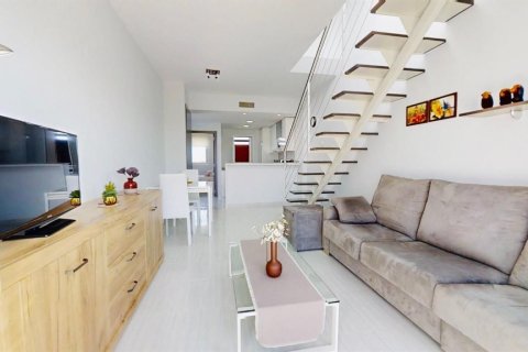 Huoneisto myytävänä Punta Prima, Alicante, Espanja, 2 makuuhuonetta, 75 m2 No. 145435 - kuva 18