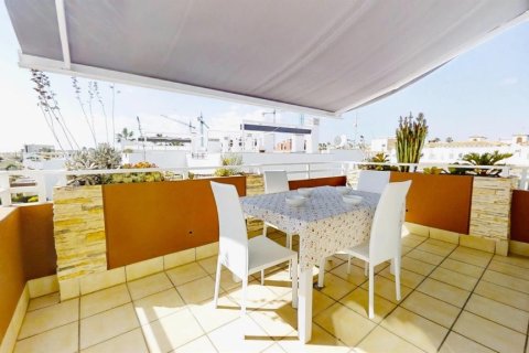 Huoneisto myytävänä Punta Prima, Alicante, Espanja, 2 makuuhuonetta, 75 m2 No. 145435 - kuva 4