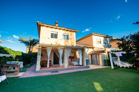 Villa pārdošanā Alicante, Spānijā 4 istabas, 100 m2 Nr. 144622 - attēls 1