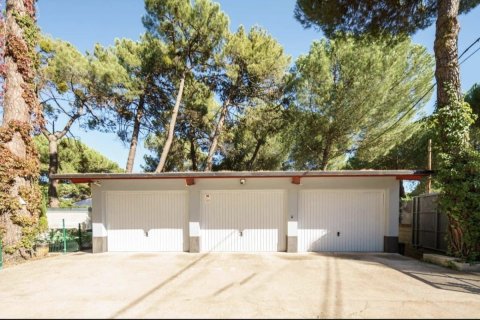 House zum Verkauf in Medina del Campo, Valladolid, Spanien 4 Schlafzimmer, 290 m2 Nr. 196637 - Foto 23