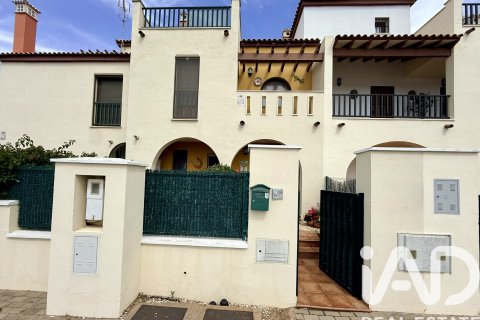 Townhouse à Ayamonte, Huelva, Espagne 3 chambres, 145 m2 No. 196635