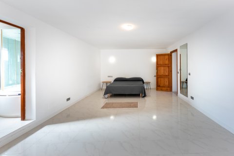 Villa for rent in Costa D'en Blanes, Mallorca, Spain 6 bedrooms, 680 sq.m. No. 166312 - photo 15