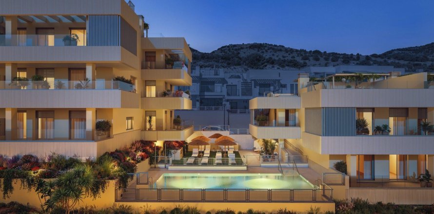 Apartment à Benalmadena, Malaga, Espagne 2 chambres, 99 m2 No. 179252