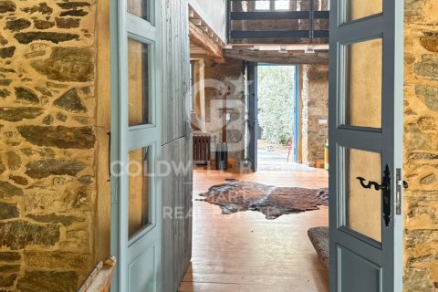 Сasa en venta en Paderne, La Coruña, España 5 dormitorios, 327 m2 No. 157702 - foto 8