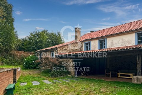 Сasa en venta en Paderne, La Coruña, España 5 dormitorios, 327 m2 No. 157702 - foto 5