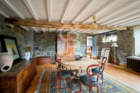 Сasa en venta en Paderne, La Coruña, España 5 dormitorios, 327 m2 No. 157702 - foto 10