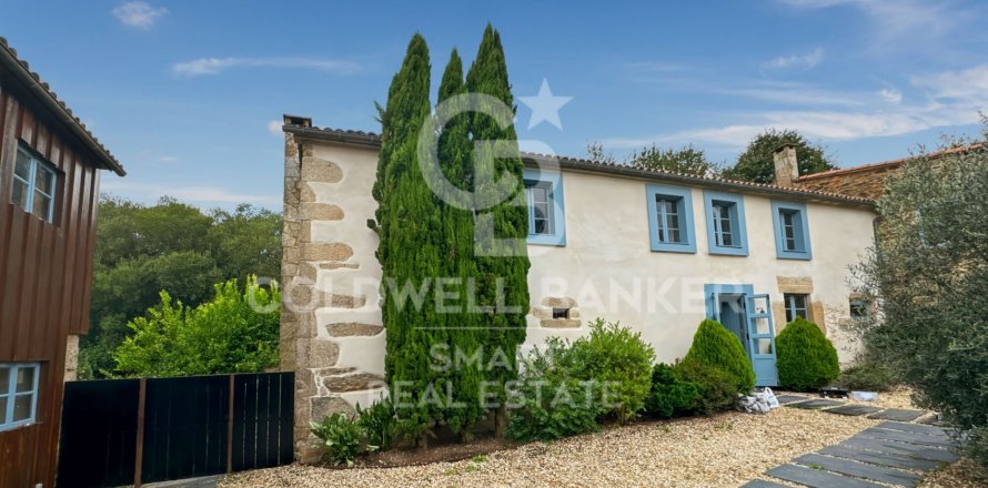 Сasa en Paderne, La Coruña, España 5 dormitorios, 327 m2 No. 157702