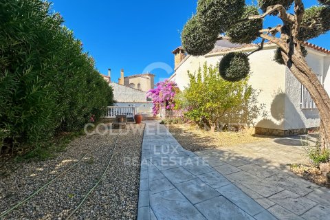 Продажа дома в Эмпуриабрава, Герона, Испания 4 спальни, 252м2 №157703 - фото 26