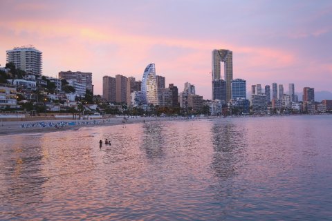 Huoneisto myytävänä Benidorm, Alicante, Espanja, 2 makuuhuonetta, 93 m2 No. 145542 - kuva 17