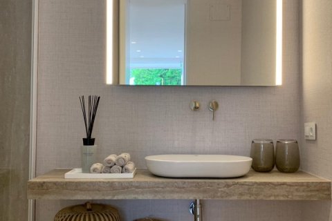 Huoneisto myytävänä Benidorm, Alicante, Espanja, 2 makuuhuonetta, 93 m2 No. 145542 - kuva 6