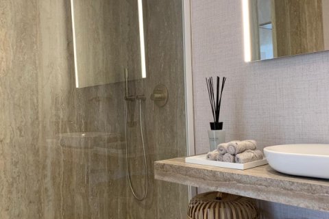 Huoneisto myytävänä Benidorm, Alicante, Espanja, 2 makuuhuonetta, 93 m2 No. 145542 - kuva 5