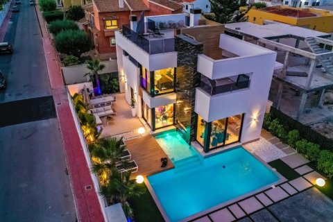 Продажа виллы в Торревьеха, Аликанте, Испания 4 спальни, 200м2 №145541 - фото 22