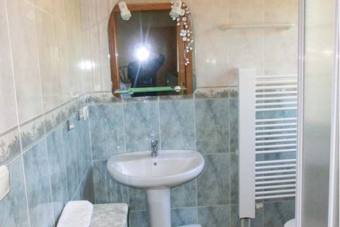 Finca till salu i Daya Vieja, Alicante, Spanien 6 sovrum, 246 kvm. Nr. 145545 - foto 8