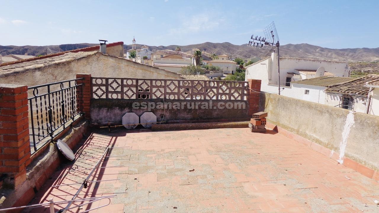 Hus i Arboleas, Almeria, Spanien 4 sovrum, 110 kvm. Nr. 184037