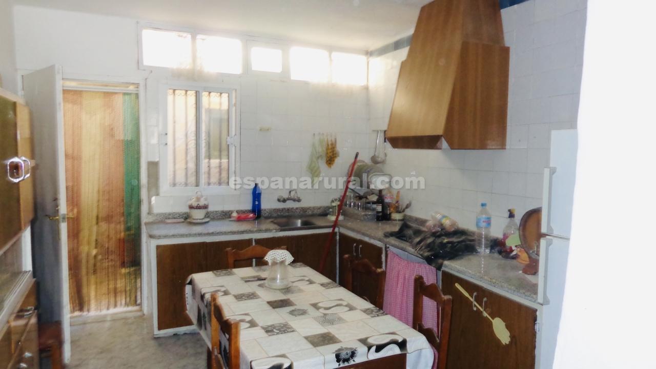 Hus i Arboleas, Almeria, Spanien 4 sovrum, 110 kvm. Nr. 184037
