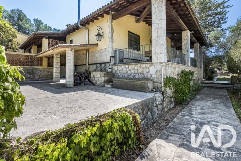 Сasa en venta en Vilanova i la Geltrú, Barcelona, España 513 m2 No. 193458 - foto 5