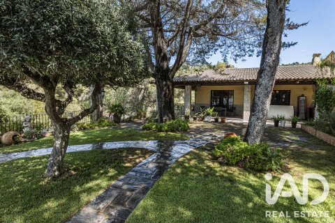 Сasa en venta en Vilanova i la Geltrú, Barcelona, España 513 m2 No. 193458 - foto 8