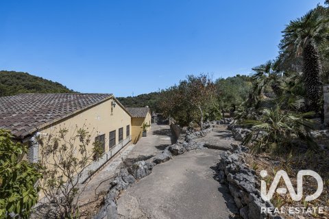 Сasa en venta en Vilanova i la Geltrú, Barcelona, España 513 m2 No. 193458 - foto 6