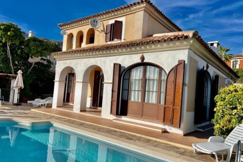 Villa in Finestrat, Alicante, Spain 1 bedroom, 195 sq.m. No. 165629