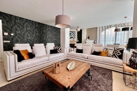 Villa pārdošanā Finestrat, Alicante, Spānijā 1 istaba, 195 m2 Nr. 165629 - attēls 12